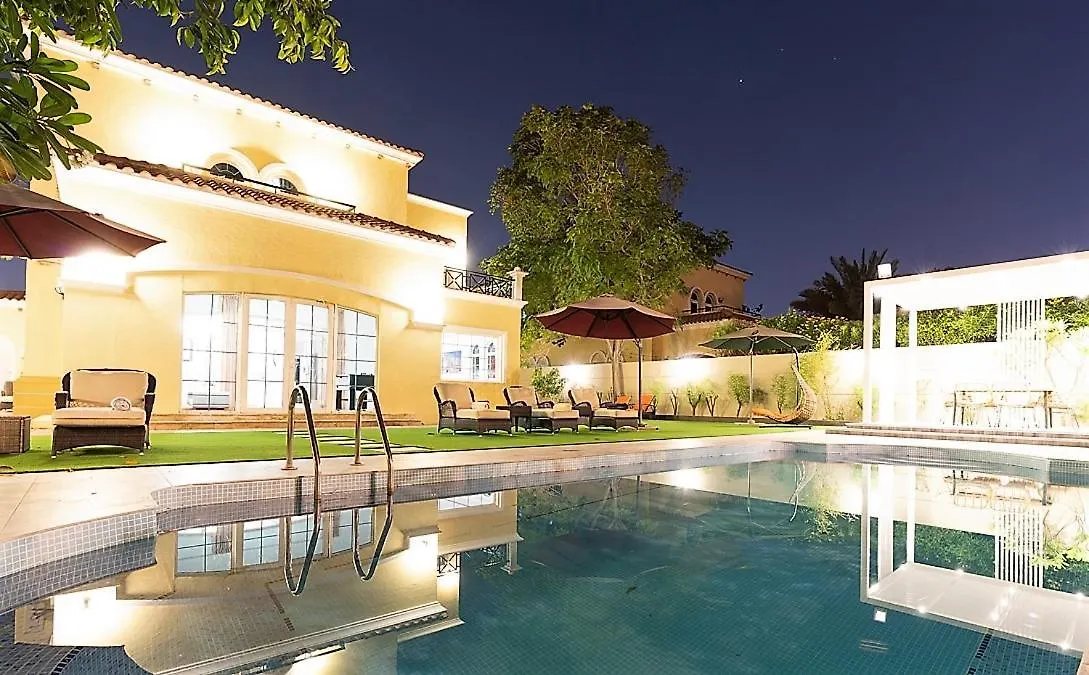 Dubai Marina Villa Up 20 Guest Huge Private Pool United Arab Emirates